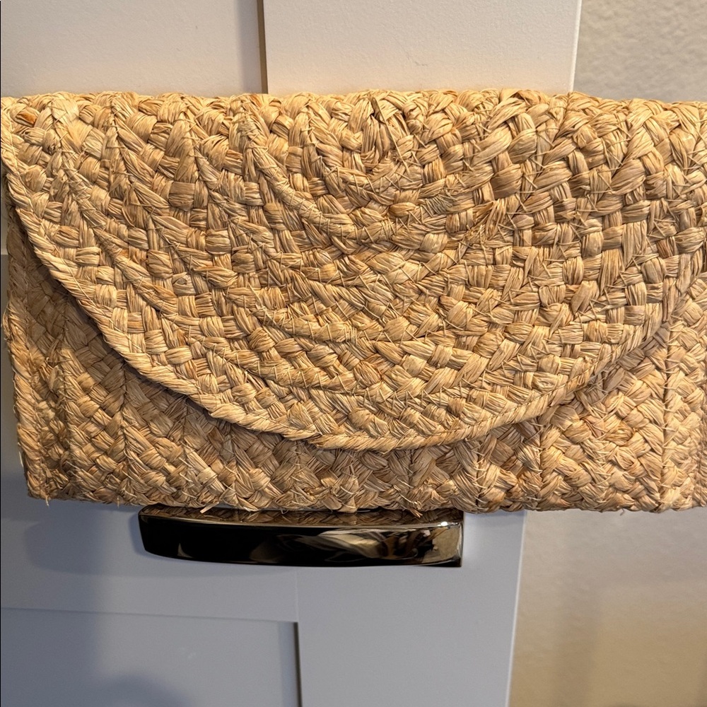 Universal Thread Natural Woven Clutch